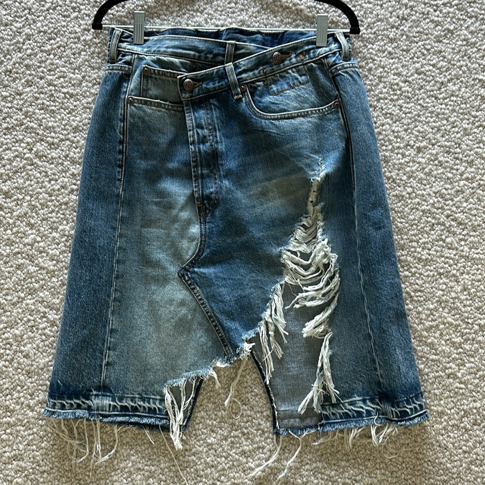R13 brand new never worn cross button denim skirt - Picture 3 of 9